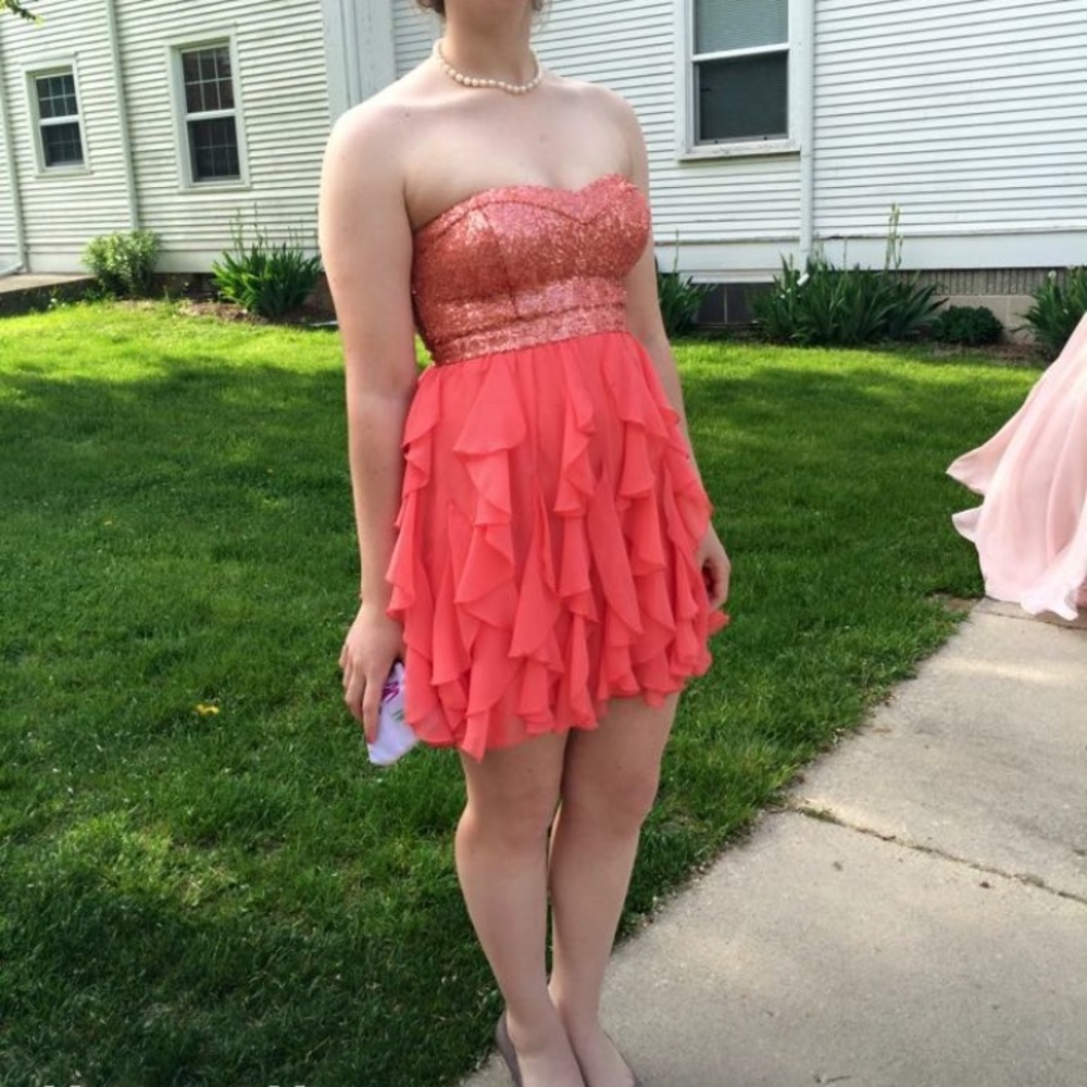 Windsor prom dress ! 💘